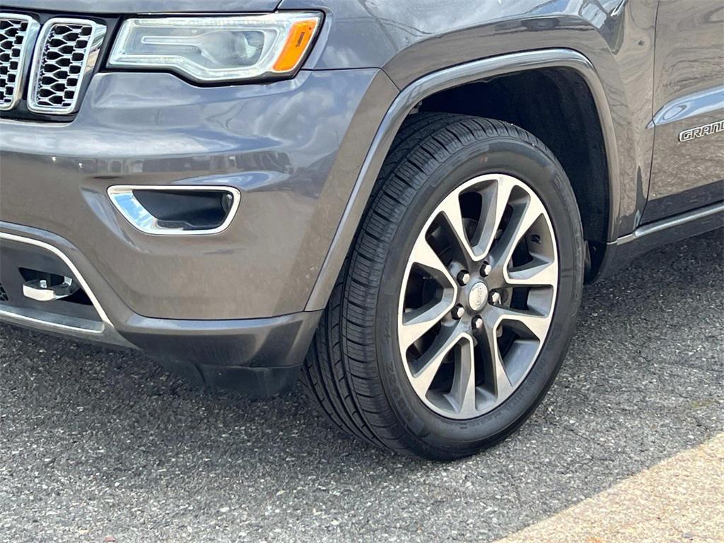 used 2018 Jeep Grand Cherokee car, priced at $19,995