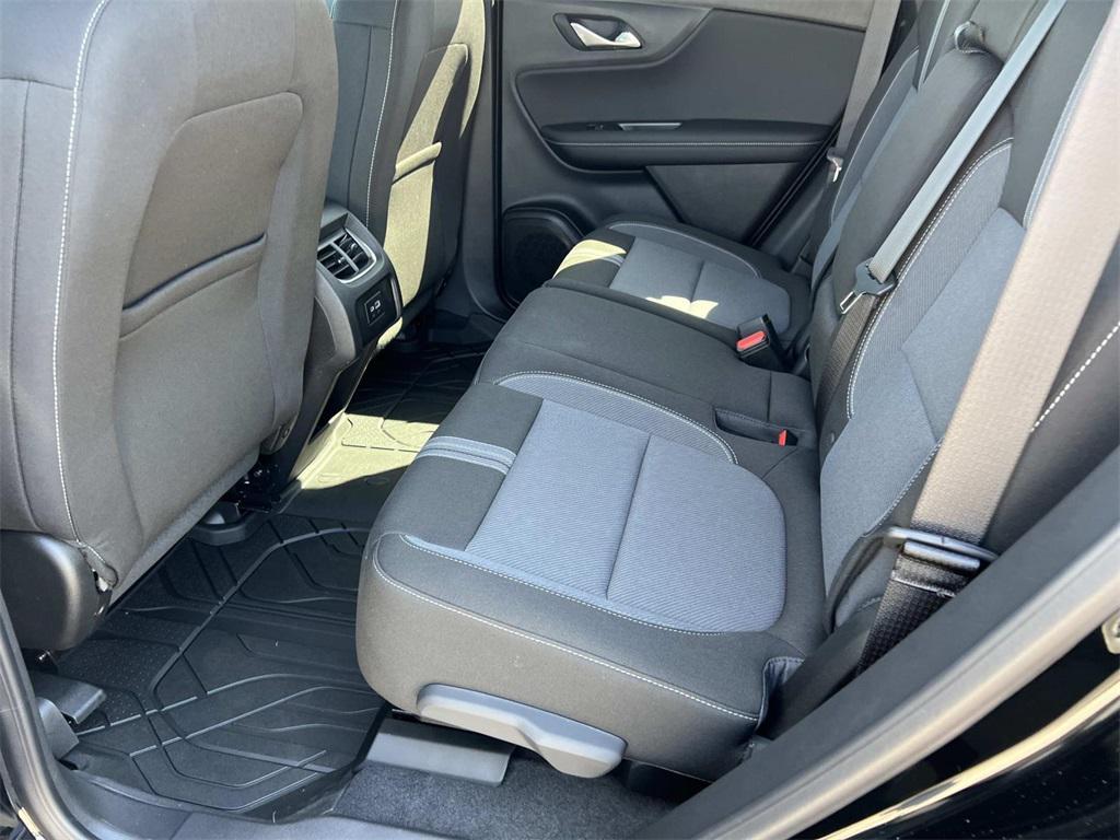 new 2025 Chevrolet Blazer car, priced at $35,417