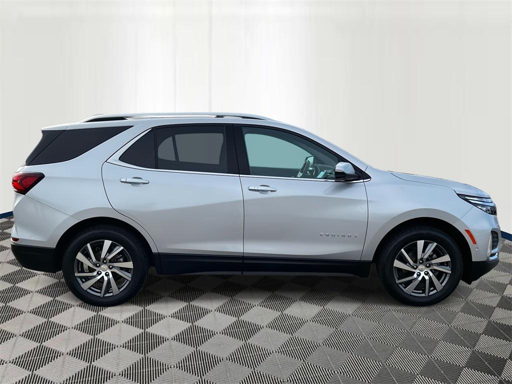 used 2022 Chevrolet Equinox car, priced at $21,375