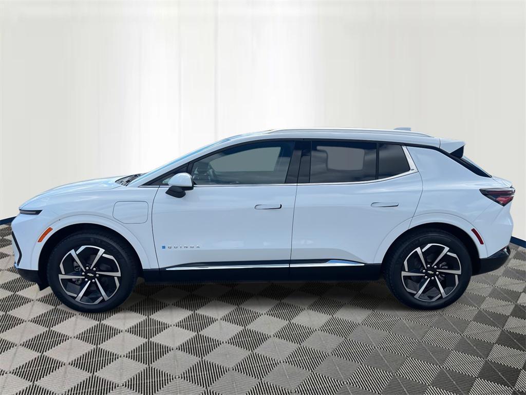 new 2025 Chevrolet Equinox EV car, priced at $41,015