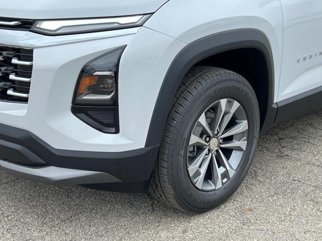 new 2026 Chevrolet Equinox car, priced at $28,146
