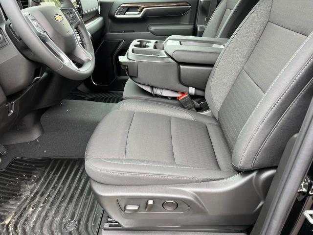 new 2025 Chevrolet Silverado 1500 car, priced at $47,860