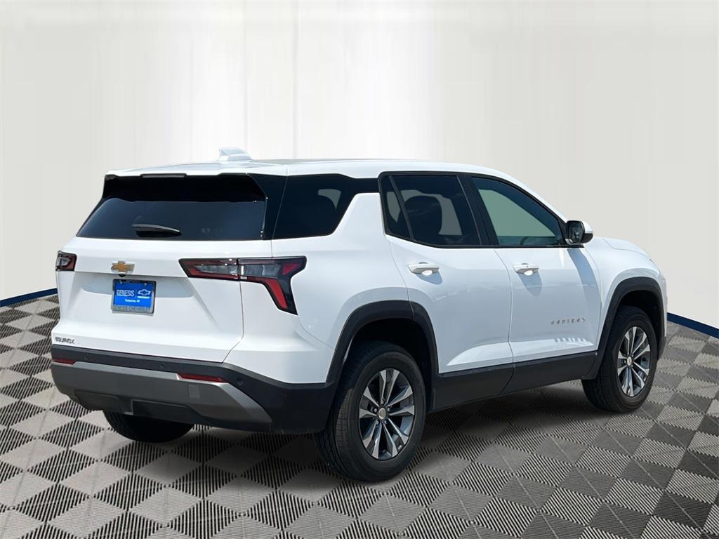 new 2026 Chevrolet Equinox car, priced at $29,679