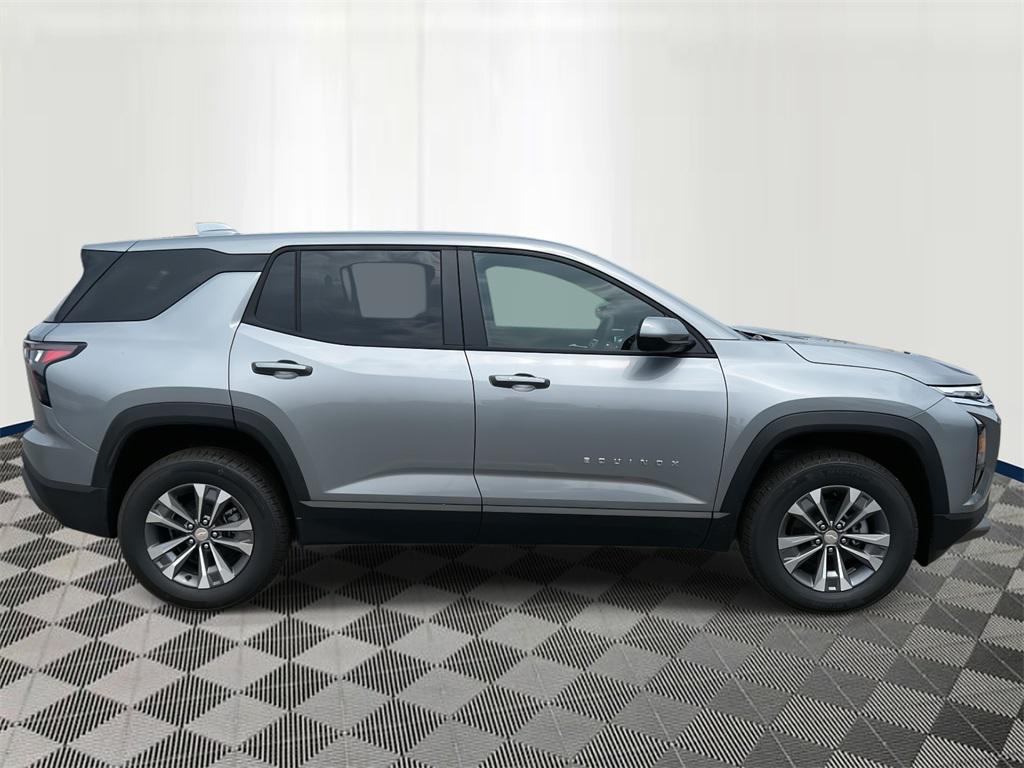 new 2026 Chevrolet Equinox car, priced at $30,004