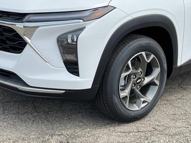 new 2025 Chevrolet Trax car, priced at $23,441