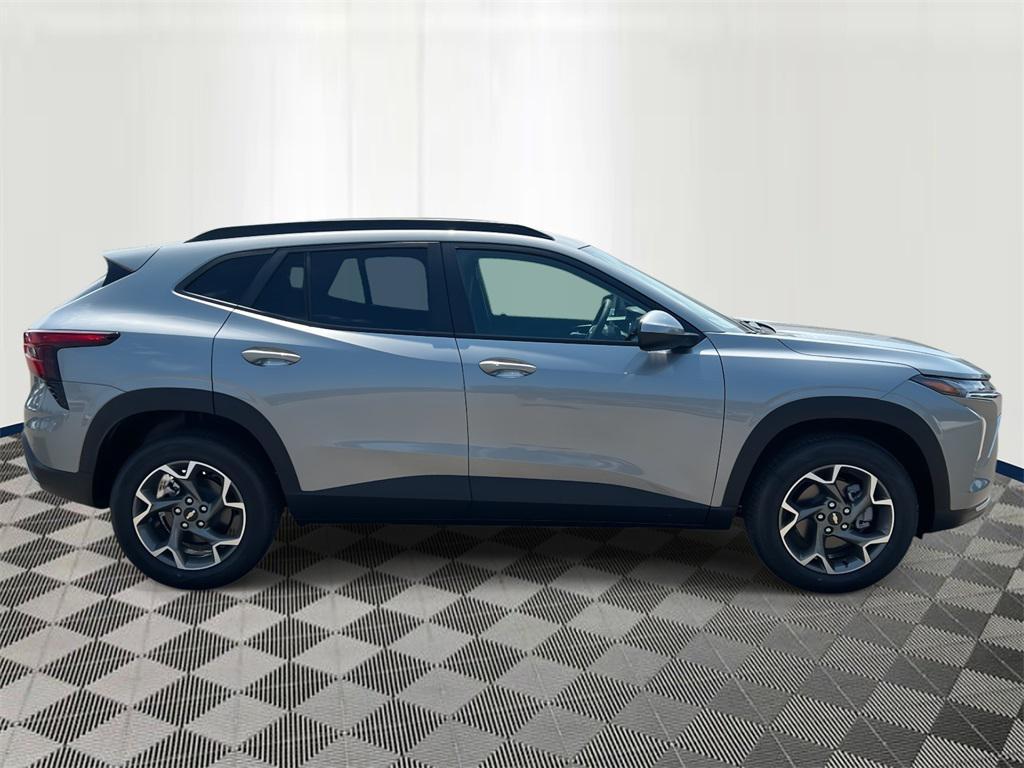 new 2025 Chevrolet Trax car, priced at $23,454