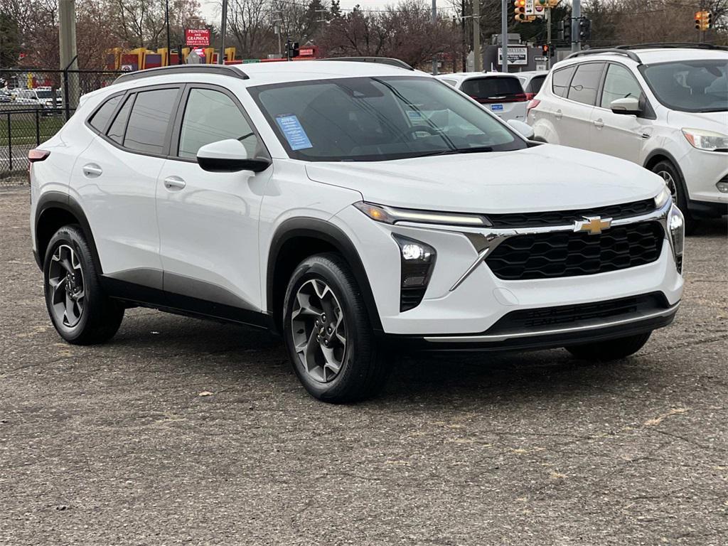 used 2024 Chevrolet Trax car, priced at $21,000