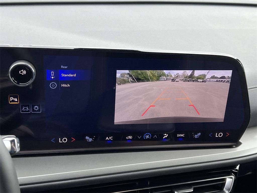 new 2026 Chevrolet Traverse car, priced at $41,929