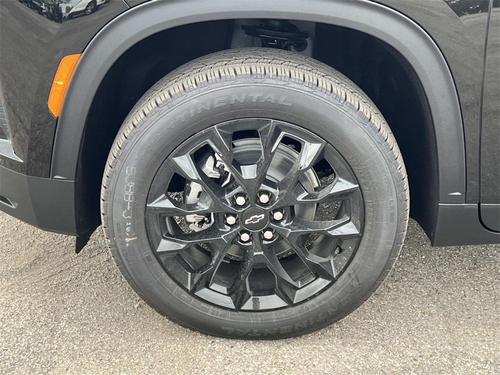 new 2026 Chevrolet Traverse car, priced at $41,929