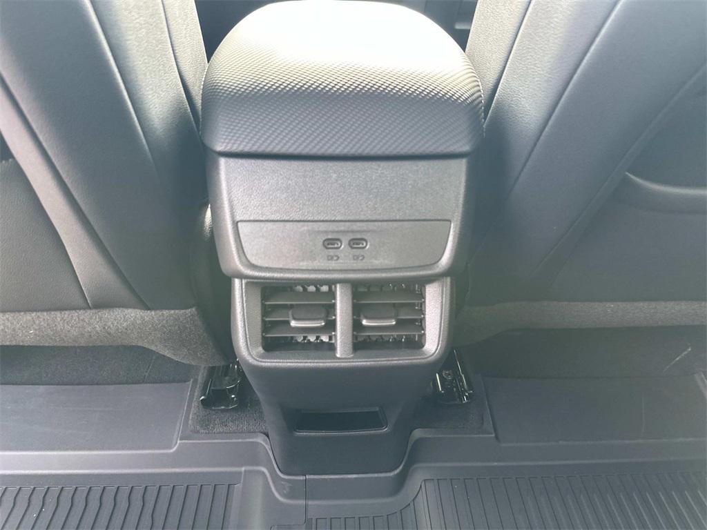 new 2026 Chevrolet Equinox car, priced at $29,963