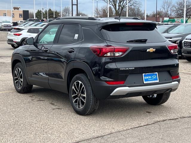 new 2025 Chevrolet TrailBlazer car, priced at $25,166