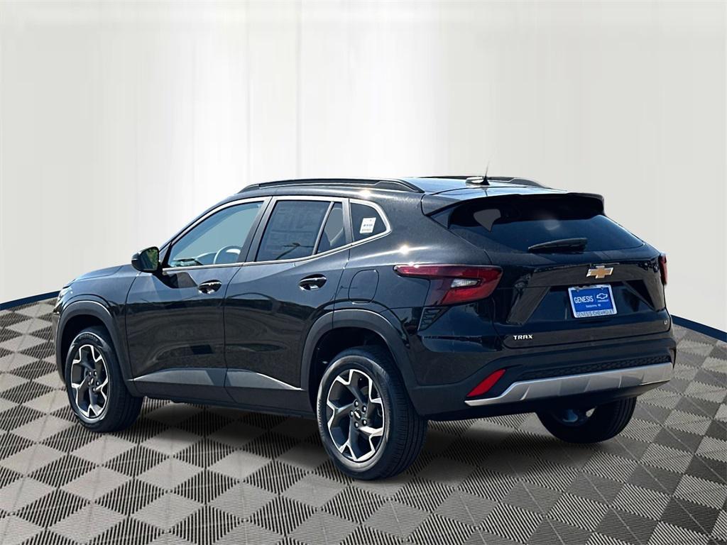 new 2025 Chevrolet Trax car, priced at $23,454