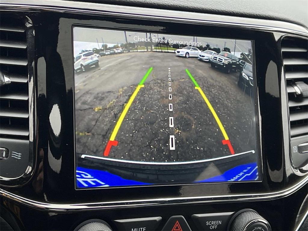 used 2019 Jeep Grand Cherokee car, priced at $16,999