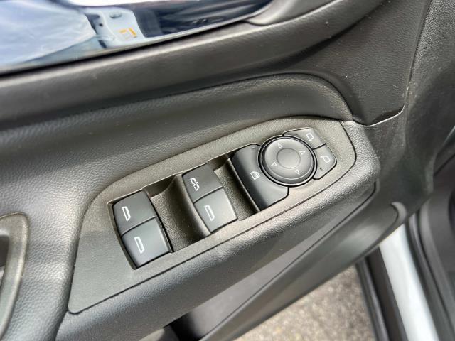 used 2023 Chevrolet Equinox car, priced at $20,995