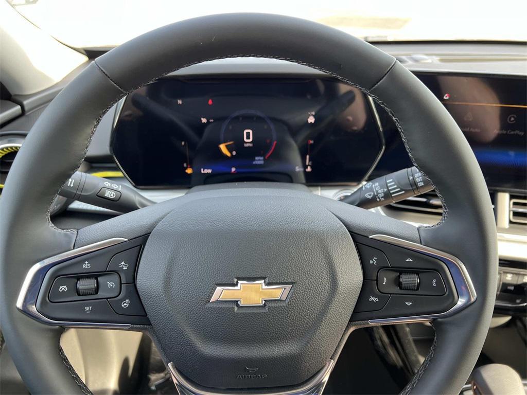 new 2025 Chevrolet Trax car, priced at $23,454