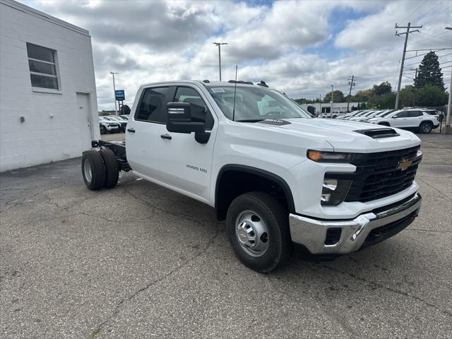 new 2025 Chevrolet Silverado 3500 car, priced at $55,593