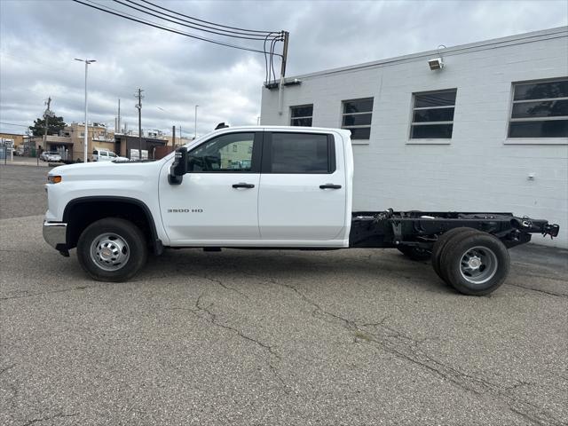 new 2025 Chevrolet Silverado 3500 car, priced at $55,593