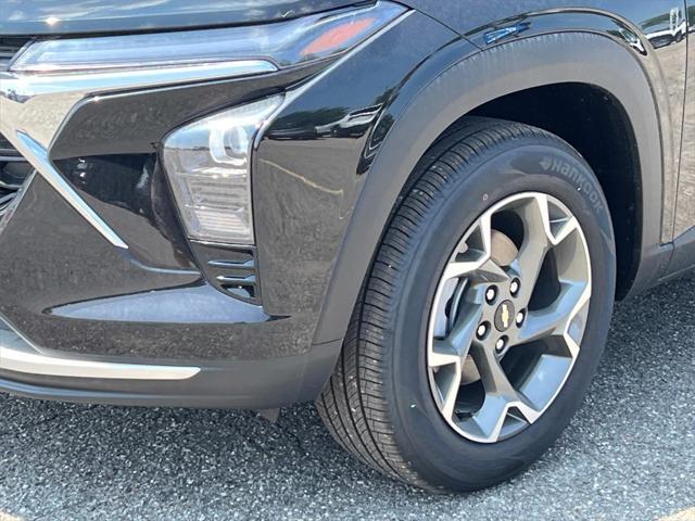 new 2025 Chevrolet Trax car, priced at $24,148