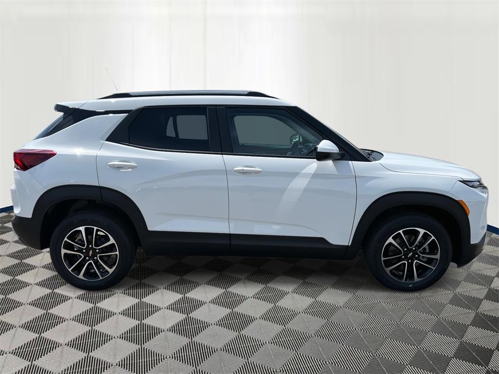 new 2026 Chevrolet TrailBlazer car, priced at $25,702