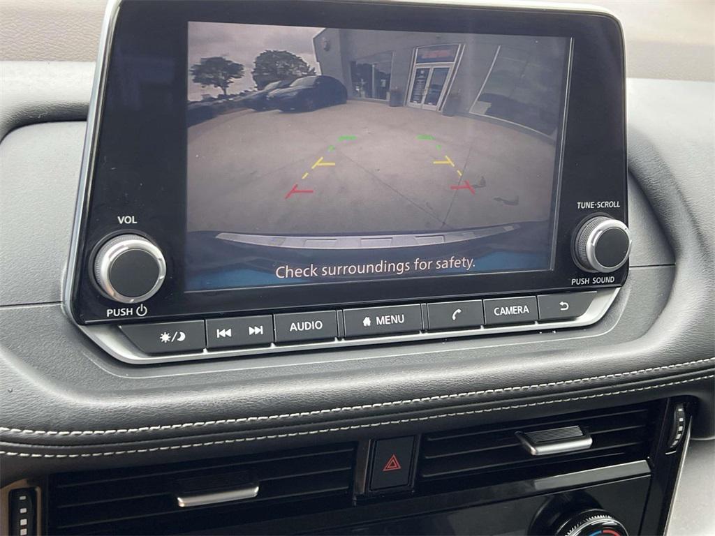 used 2022 Nissan Rogue car, priced at $17,001