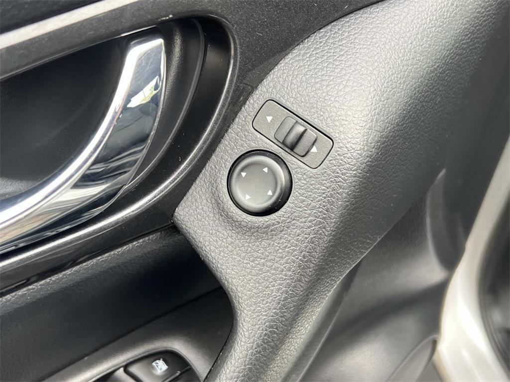 used 2018 Nissan Rogue car, priced at $10,554