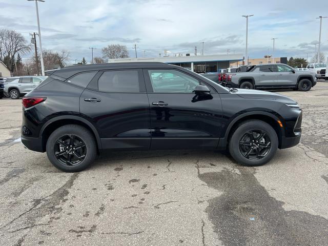 new 2025 Chevrolet Blazer car, priced at $38,153