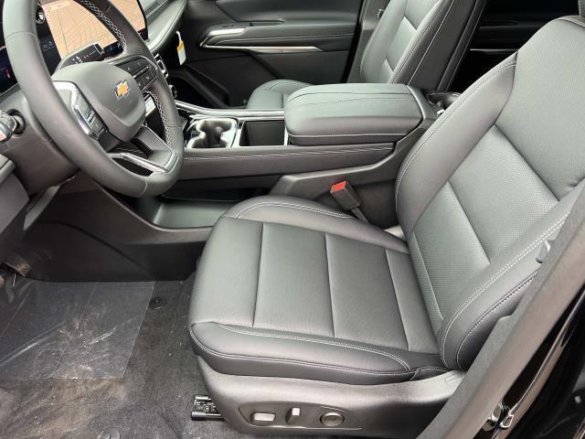 new 2025 Chevrolet Traverse car, priced at $39,485