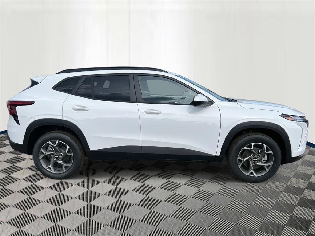 new 2025 Chevrolet Trax car, priced at $23,454