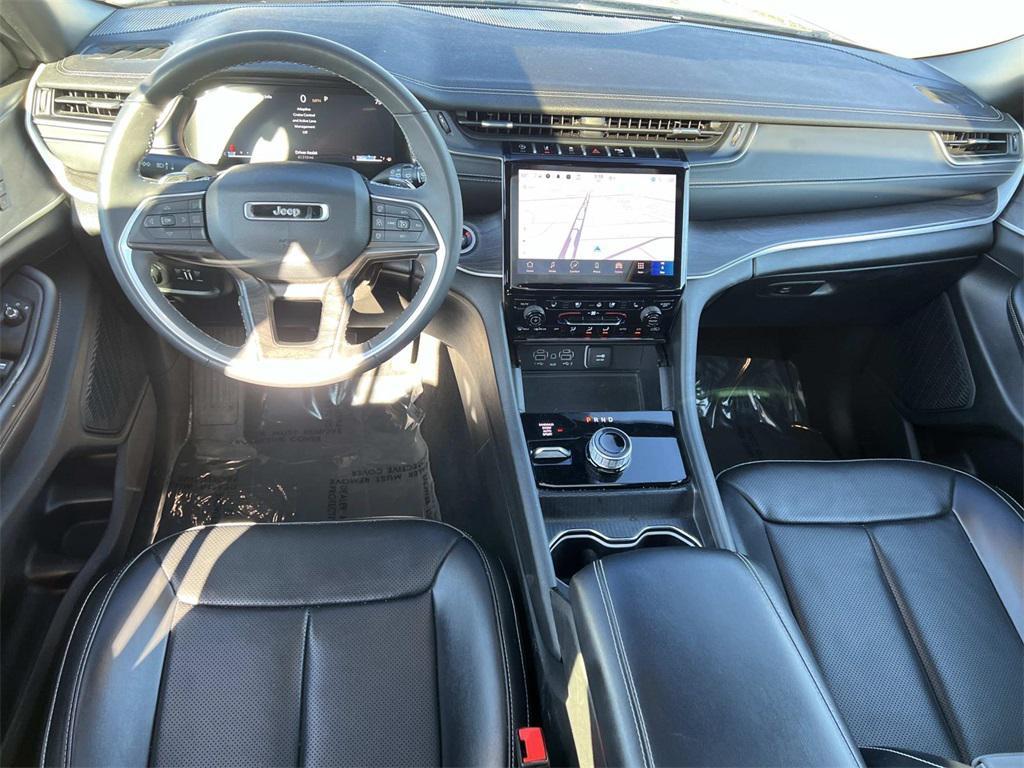 used 2024 Jeep Grand Cherokee L car, priced at $33,371