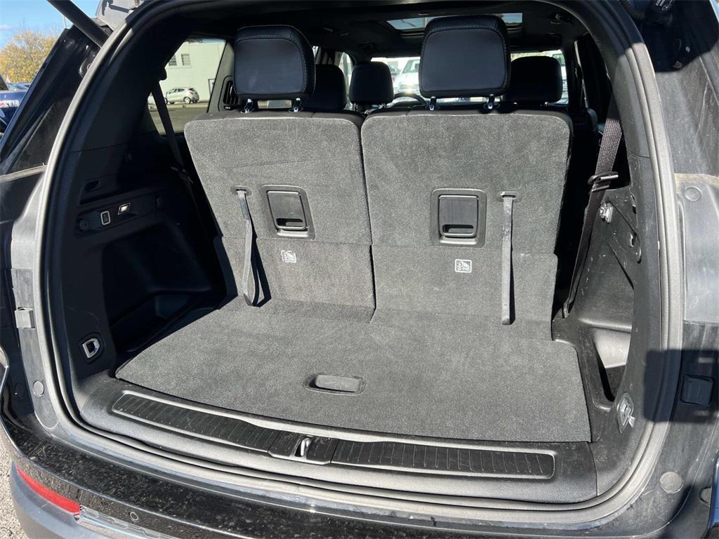 used 2024 Jeep Grand Cherokee L car, priced at $33,371