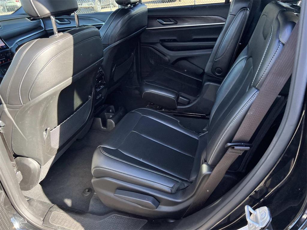 used 2024 Jeep Grand Cherokee L car, priced at $33,371