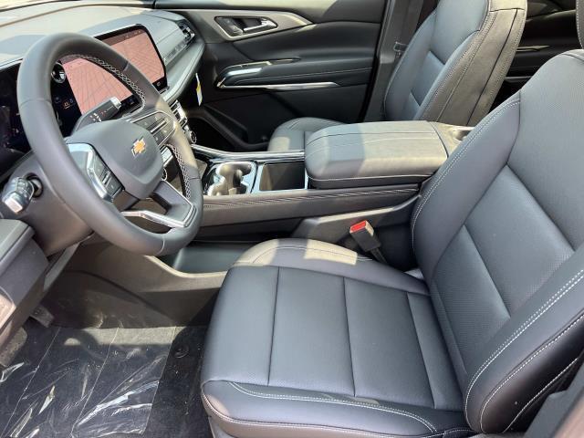 new 2025 Chevrolet Traverse car, priced at $42,761