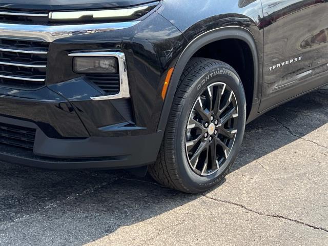 new 2025 Chevrolet Traverse car, priced at $42,761