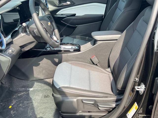 new 2025 Chevrolet Trax car, priced at $24,135