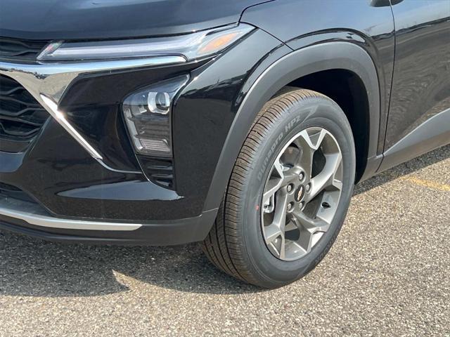 new 2025 Chevrolet Trax car, priced at $24,135