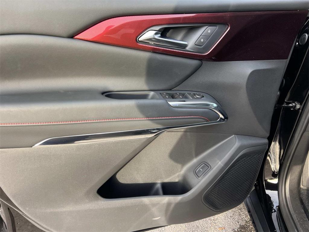 new 2026 Chevrolet Traverse car, priced at $49,884