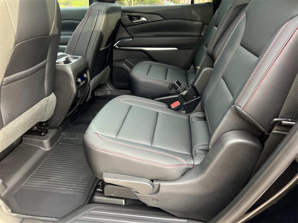 new 2026 Chevrolet Traverse car, priced at $49,884