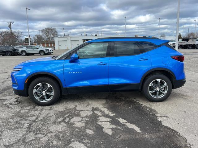 new 2025 Chevrolet Blazer car, priced at $35,116