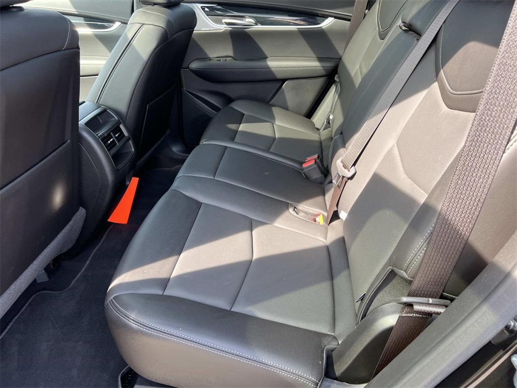 used 2024 Cadillac XT5 car, priced at $41,498