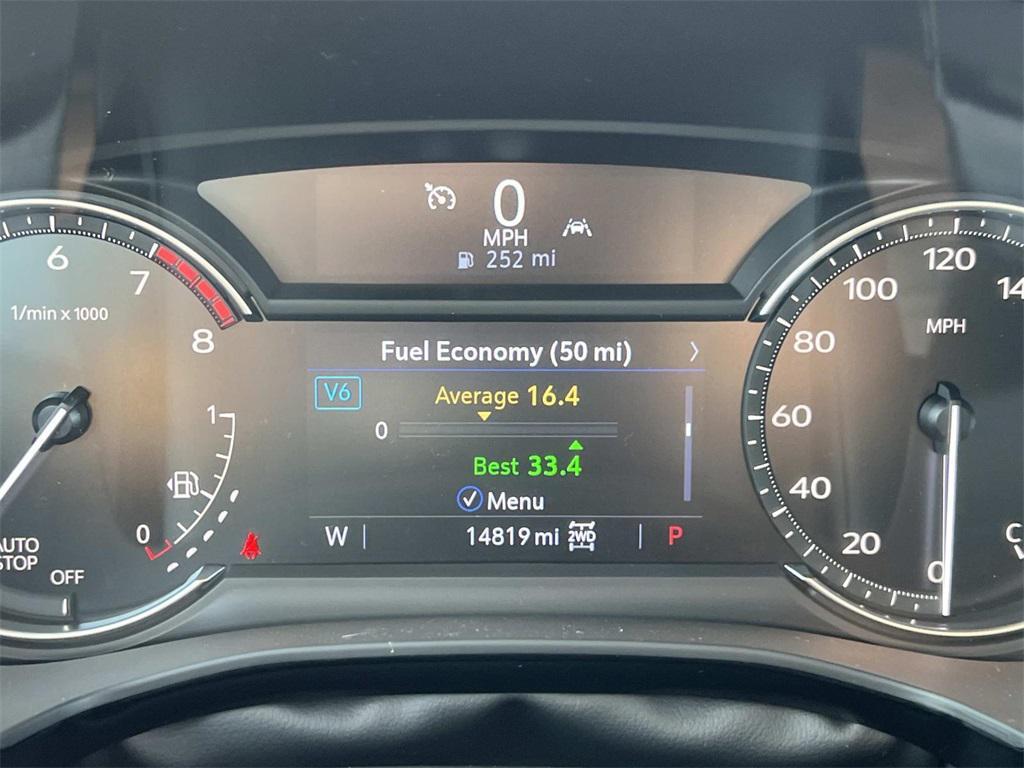 used 2024 Cadillac XT5 car, priced at $41,498
