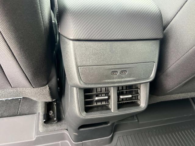 new 2026 Chevrolet Equinox car, priced at $28,146