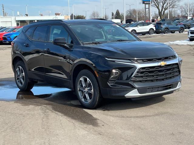 new 2025 Chevrolet Blazer car, priced at $35,116