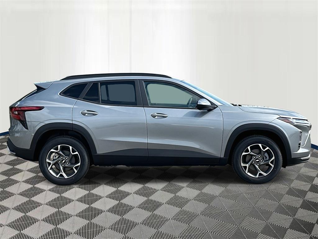 new 2025 Chevrolet Trax car, priced at $23,454