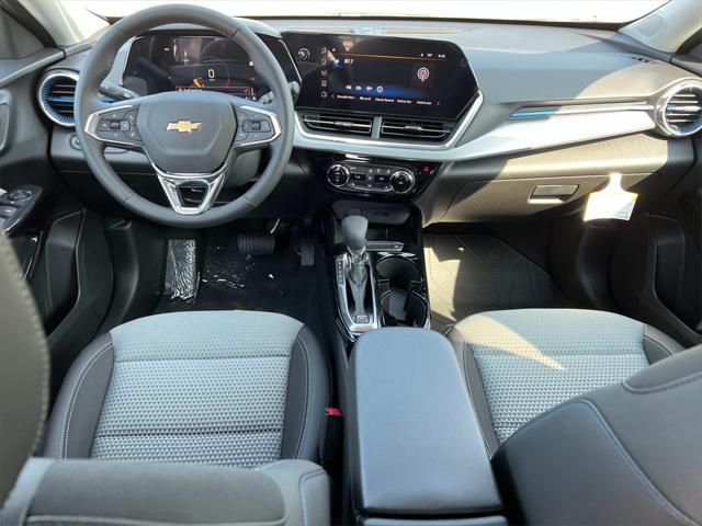 new 2025 Chevrolet Trax car, priced at $24,135
