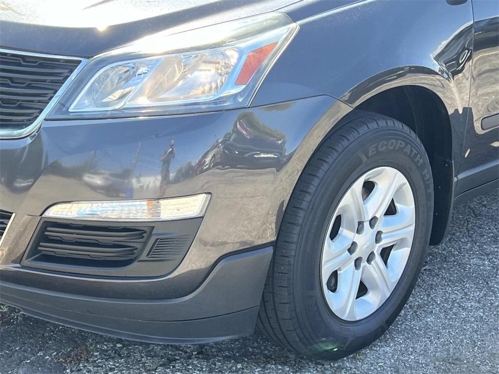 used 2017 Chevrolet Traverse car, priced at $9,994