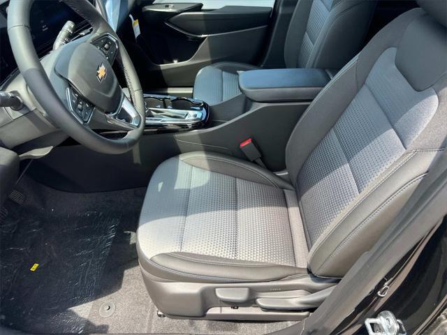 new 2025 Chevrolet Trax car, priced at $24,148