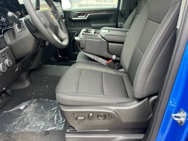 new 2025 Chevrolet Silverado 1500 car, priced at $48,056