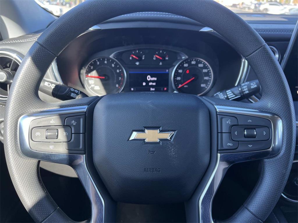 new 2025 Chevrolet Blazer car, priced at $35,417