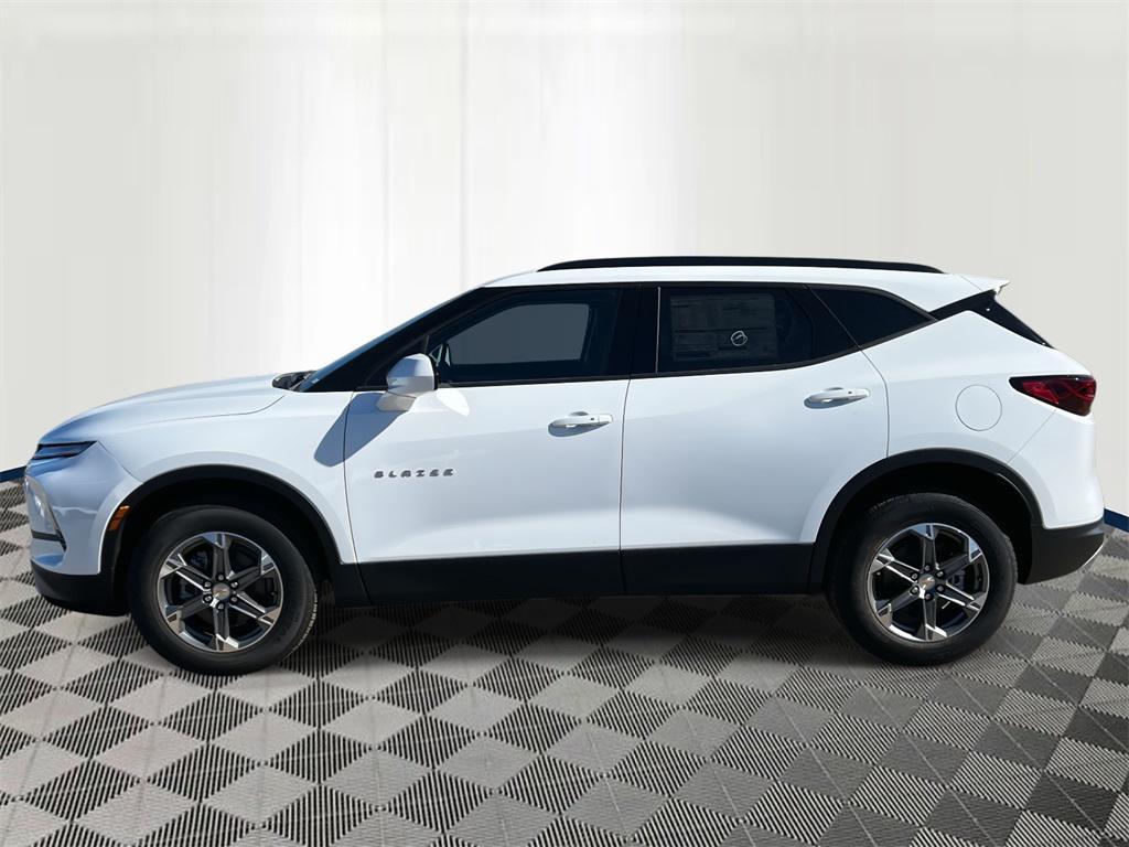 new 2025 Chevrolet Blazer car, priced at $35,417