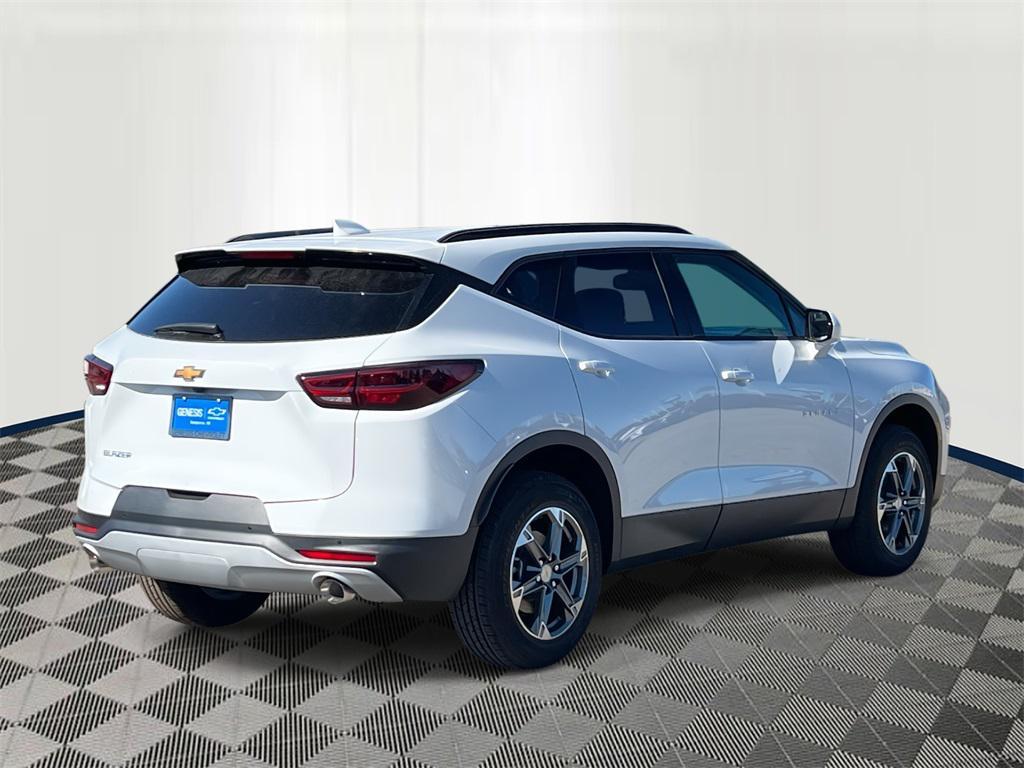new 2025 Chevrolet Blazer car, priced at $35,417